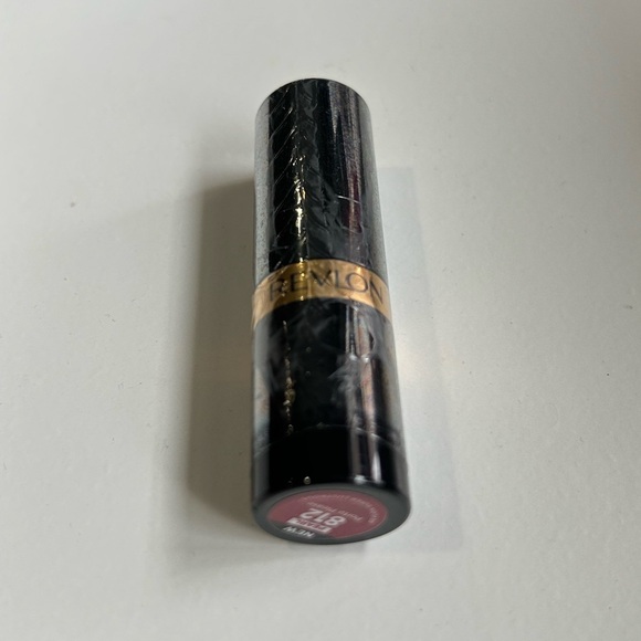 NWT Revlon Super Lustrous Lipstick in Pearl Finish in Color 812 Porto Please - Picture 3 of 9